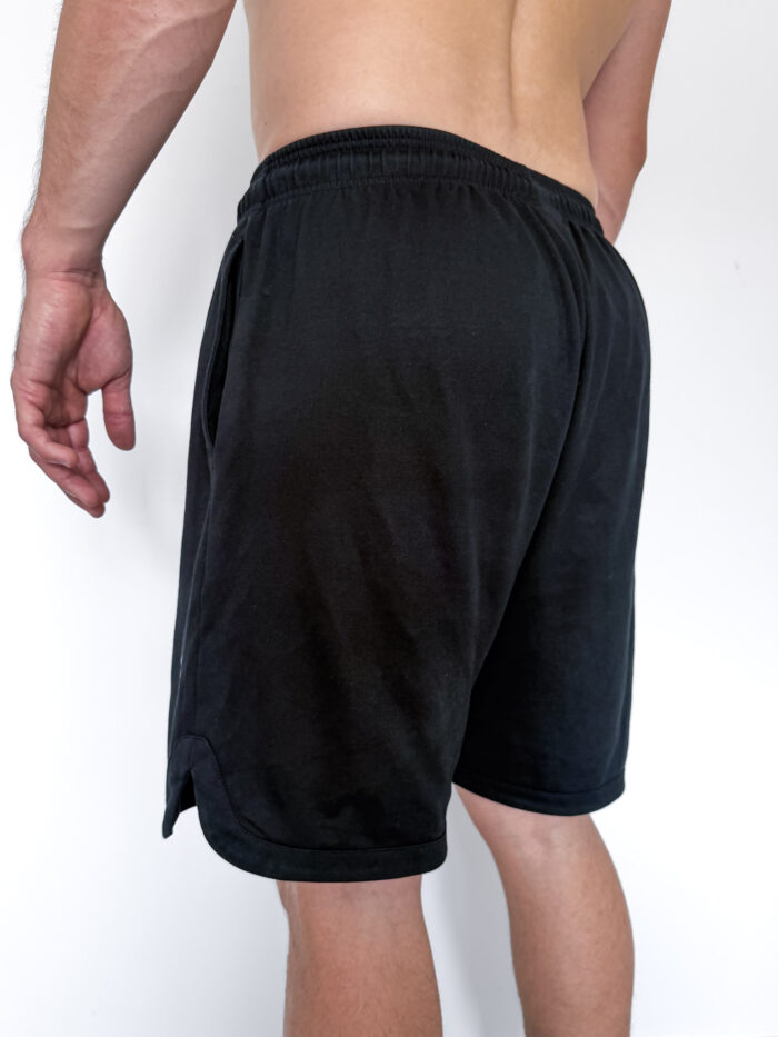 Mesh-Lined Quick-Dry Performance Shorts - Image 4
