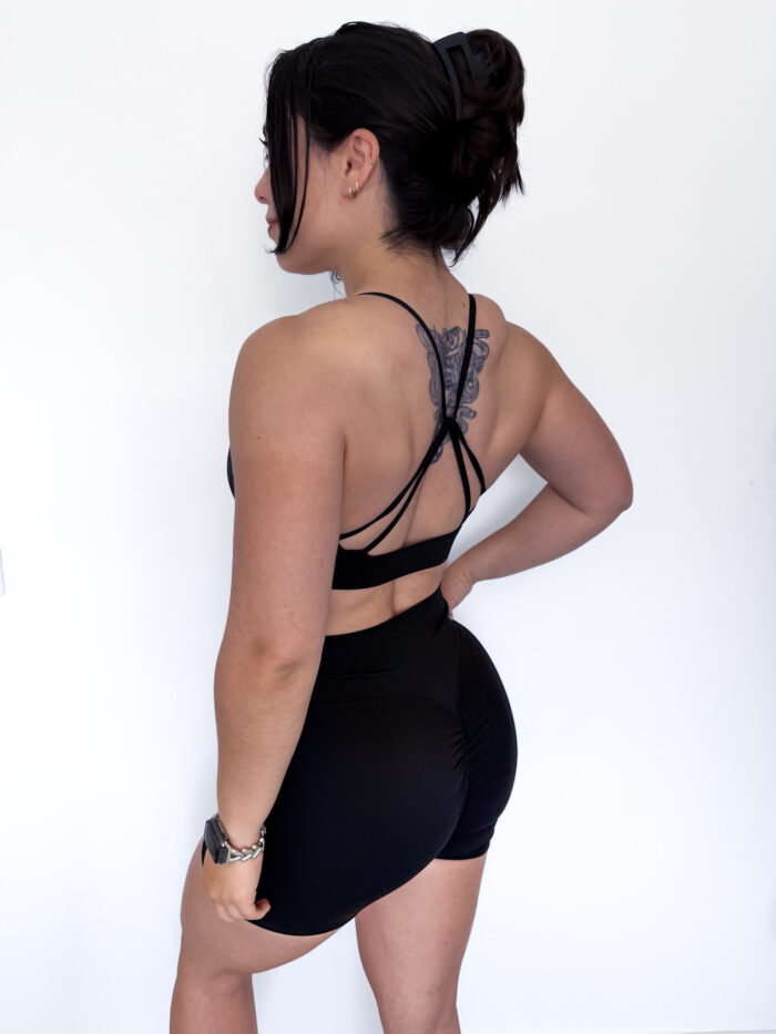 Diamond Strappy Criss Cross Sports Bra